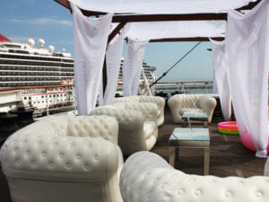 Chest air inflatable furniture at queen mary event